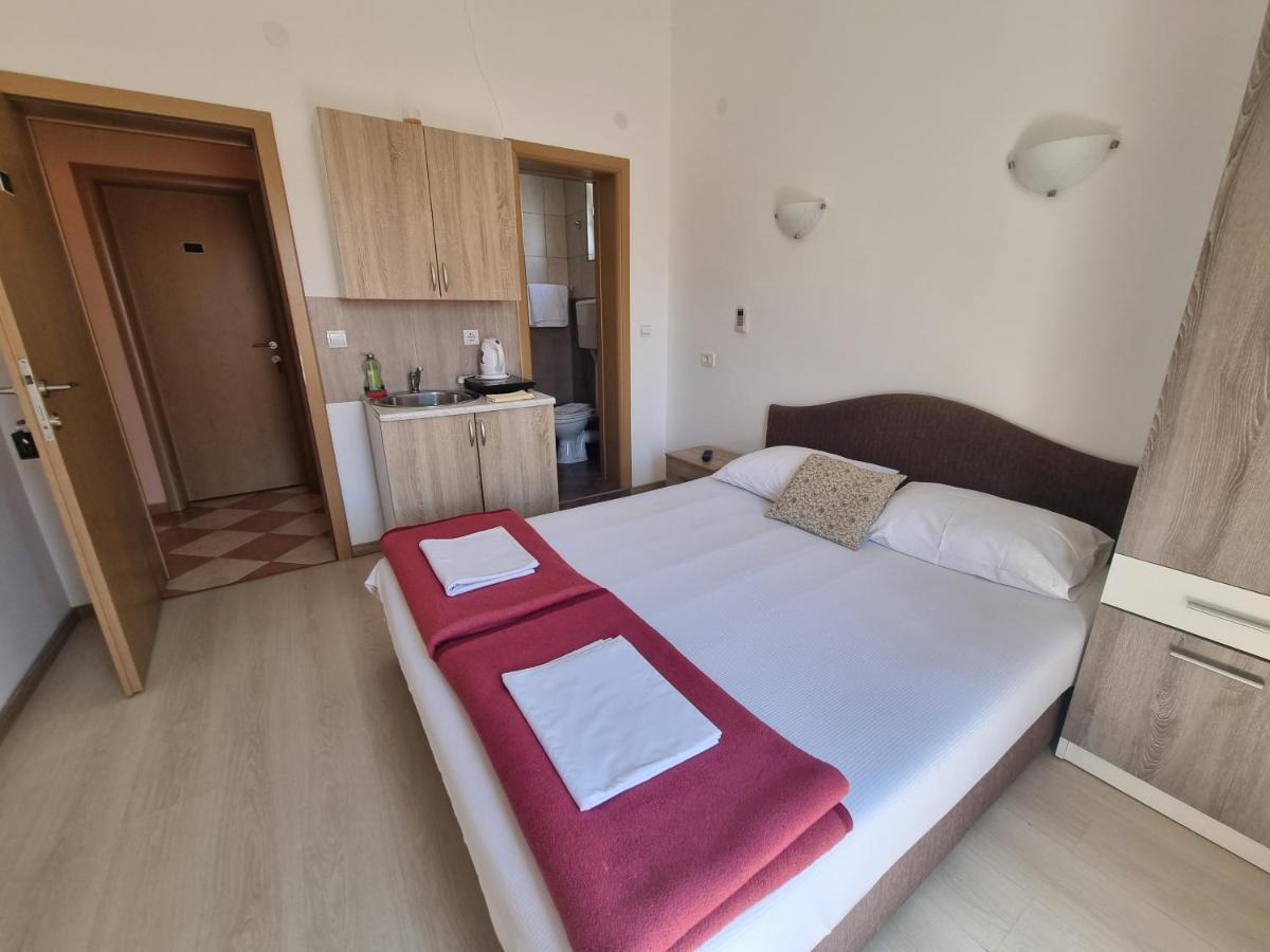 Guest House Damjana Budva Ruang foto