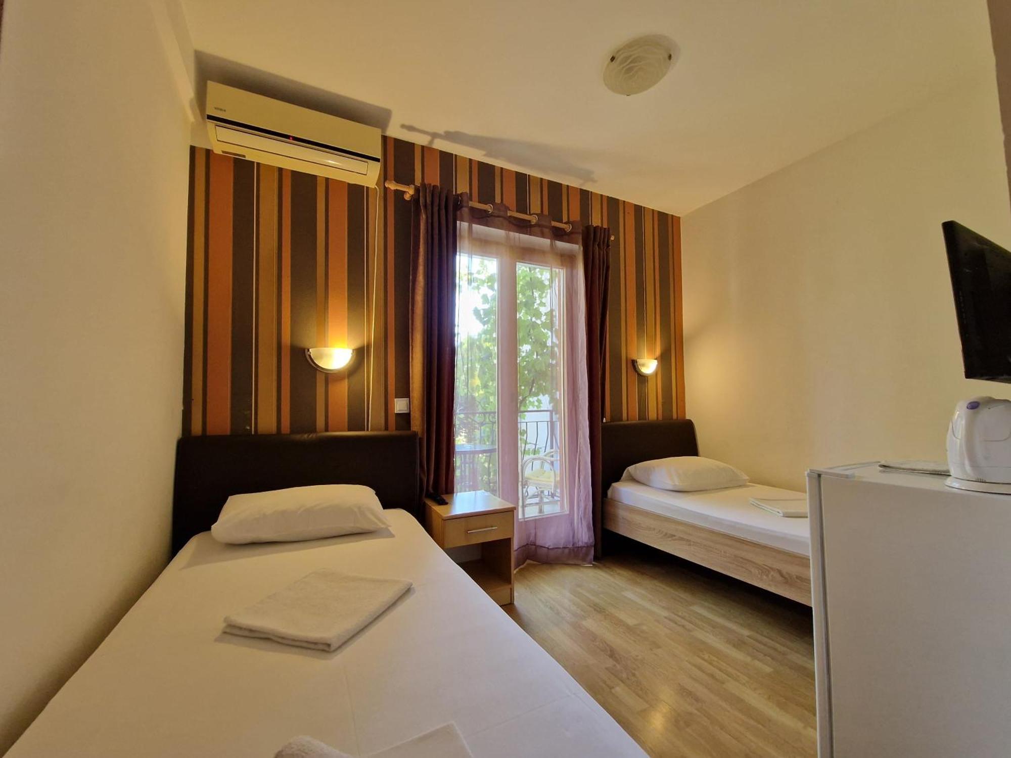 Guest House Damjana Budva Ruang foto