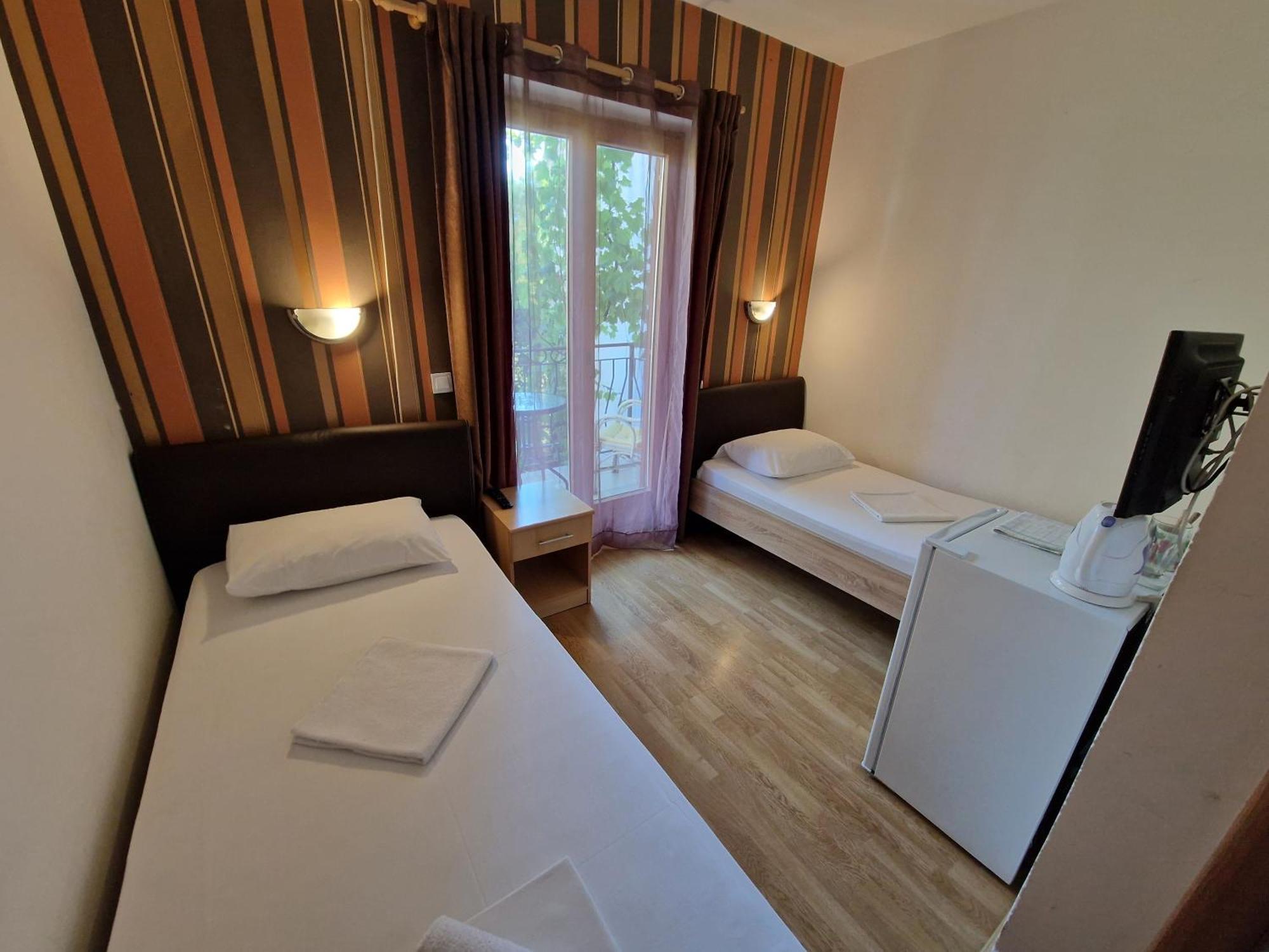 Guest House Damjana Budva Ruang foto