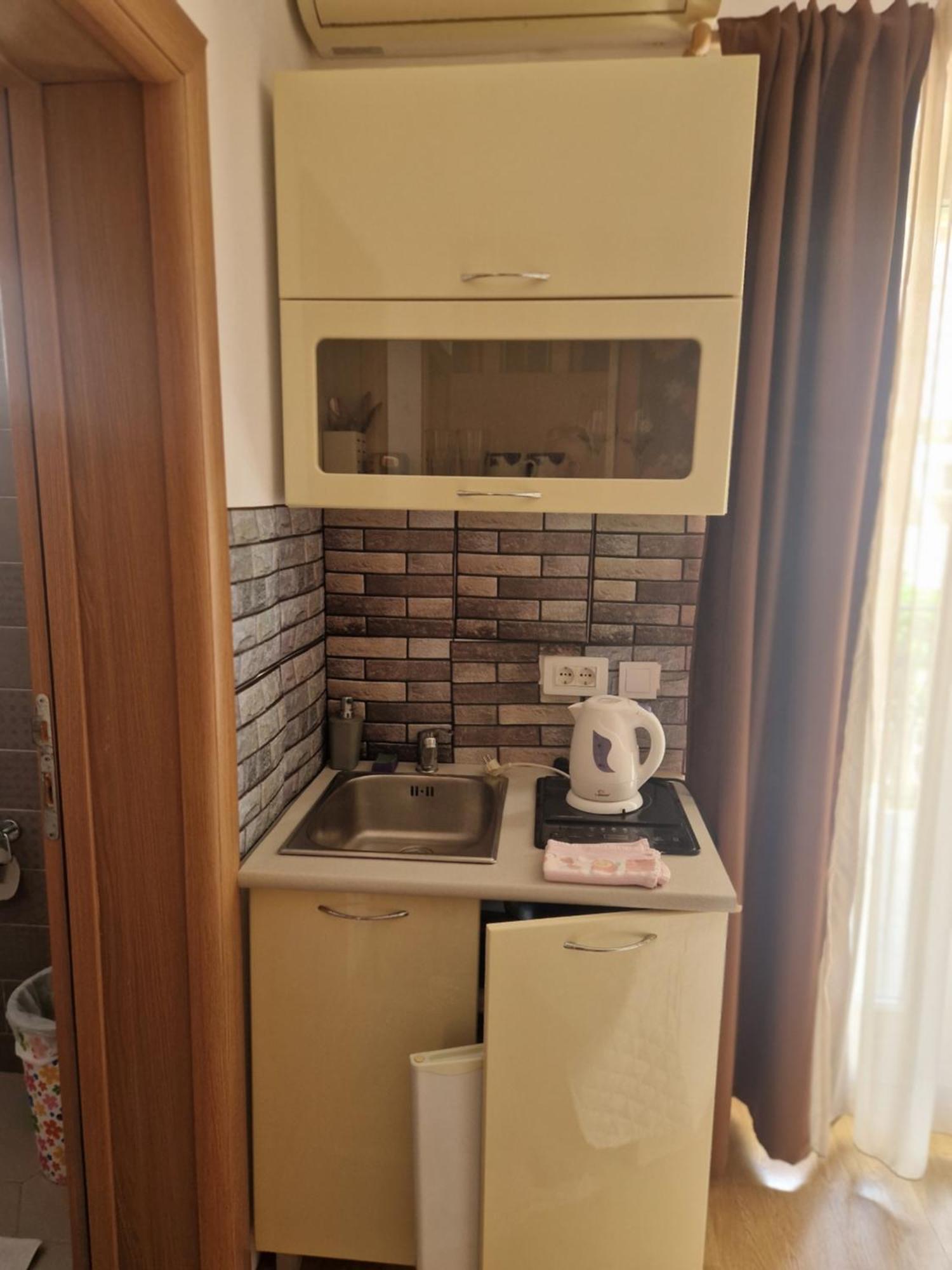 Guest House Damjana Budva Bagian luar foto